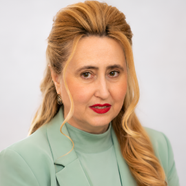 Prof Laura Gheuc Solovstru